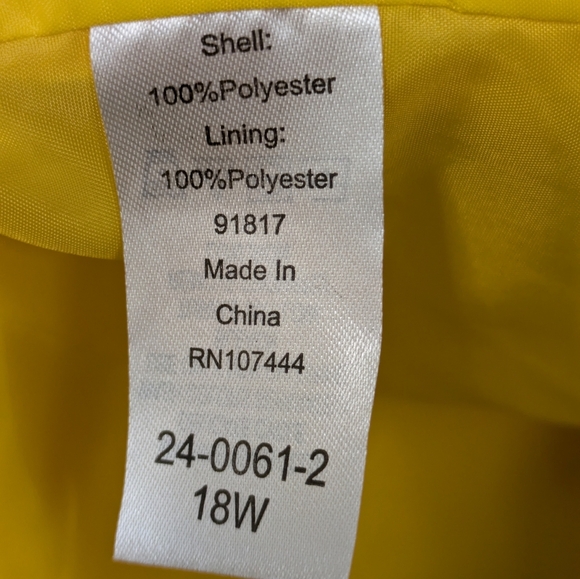 Bright Lemon Yellow Ruffled Bell Sleeve Quilted Jacket sz 18W Business Office - Picture 3 of 10